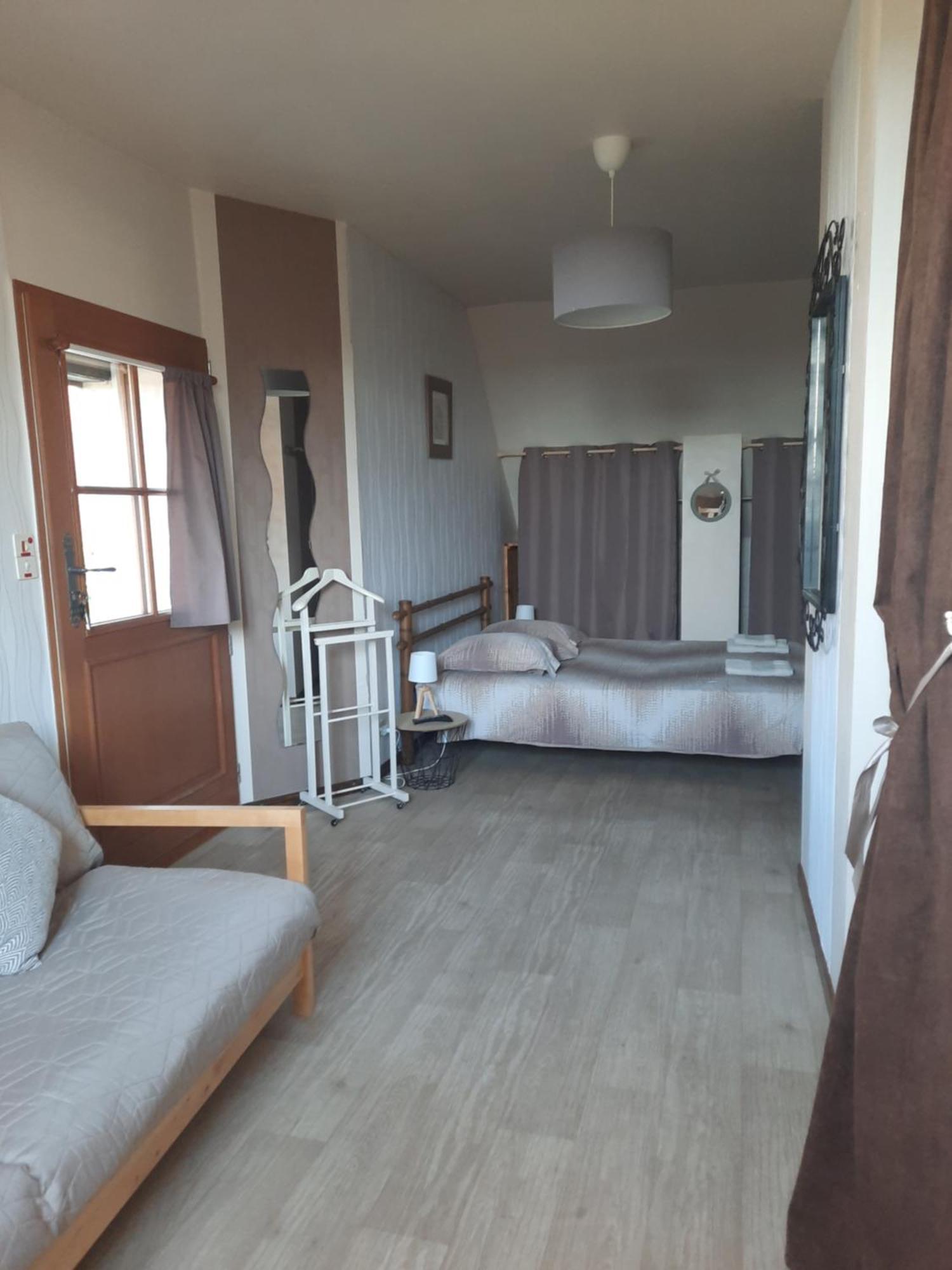 La Maison Genevier - Chambre Doreline Montreuil-en-Touraine Buitenkant foto